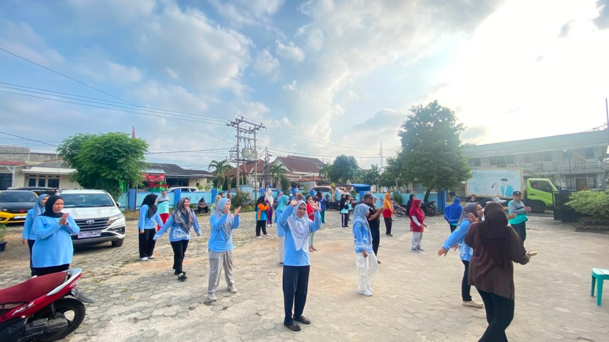 Jaga Kebugaran dan Pererat Kebersamaan, UPTD Puskesmas Way Urang Gelar Senam Sehat Bersama Masyarakat