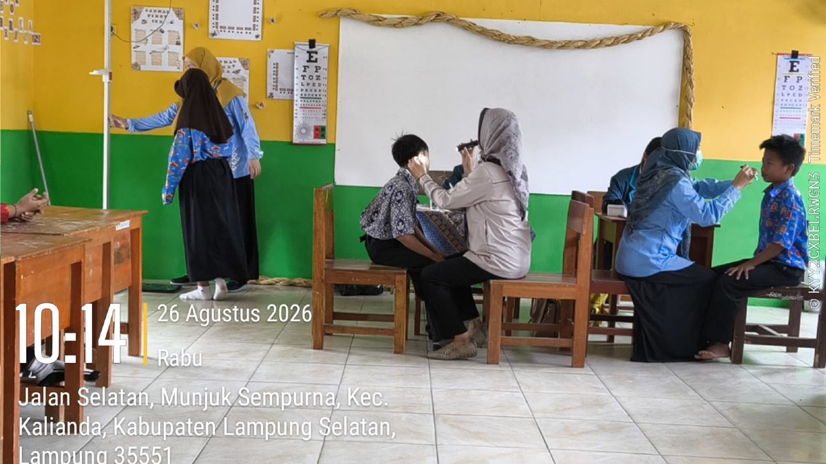 CKG Sekolah: Puskesmas Way Urang Periksa Kesehatan Siswa SMP Satu Atap 3 Kalianda