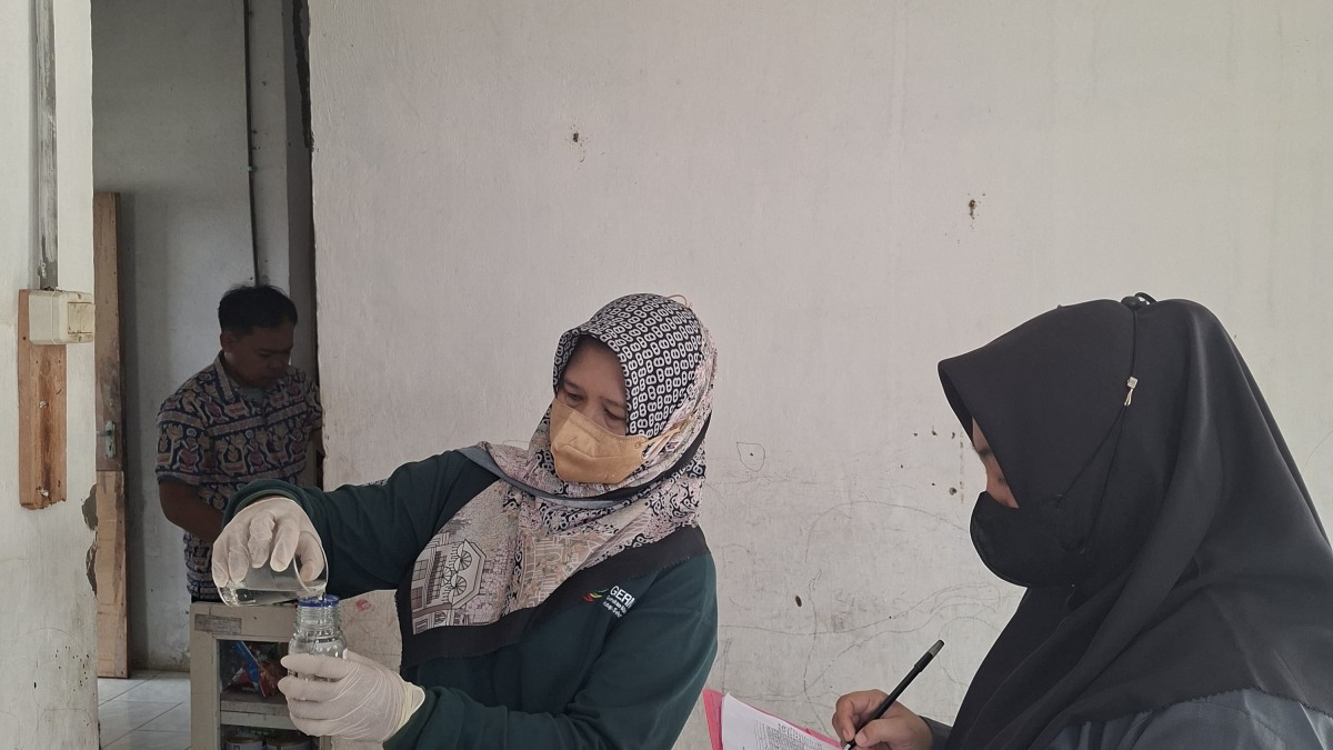 Kegiatan Studi Kualitas Air Minum Rumah Tangga (SKAMRT) dan Studi Kualitas Udara di Wilayah Kerja UPTD Puskesmas Way Urang