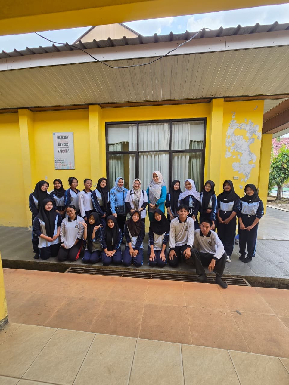 Penyuluhan Pertolongan Pertama pada Luka Psikologis (P3LP) di SMKN 1 Kalianda